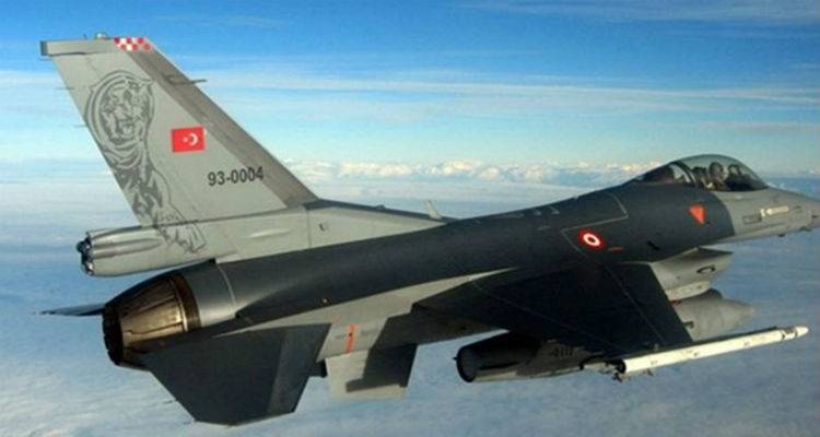 &Gamma;&epsilon;&rho;&mu;&alpha;&nu;&iota;&kappa;ό&sigmaf; &tau;ύ&pi;&omicron;&sigmaf;: &laquo;&Pi;&omicron;&lambda;&epsilon;&mu;&iota;&kappa;έ&sigmaf; &iota;&alpha;&chi;έ&sigmaf; &sigma;&tau;&omicron; &Alpha;&iota;&gamma;&alpha;ί&omicron;&raquo;!