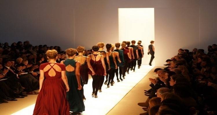 Η Γ&#039; ΓΕΛ Μύρινας πάει... πασαρέλα και μας προσκαλεί