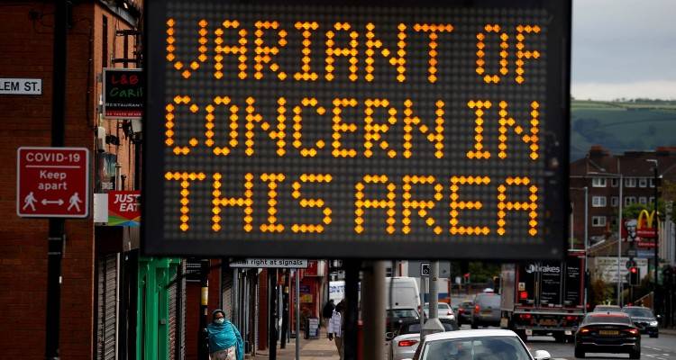 Βρετανία – Κορονοϊός : Επικρίνεται η κυβέρνηση για τα τοπικά lockdown