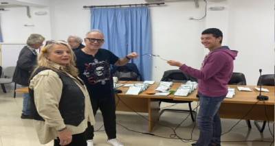 &Kappa;&Epsilon;&Sigma;&Omicron;-&Pi;&Epsilon;&Omicron;&Omicron; &Delta;&epsilon;ύ&tau;&epsilon;&rho;&eta; &epsilon;&pi;ί&sigma;&kappa;&epsilon;&psi;&eta; &sigma;&tau;&omicron;&nu; &alpha;&kappa;&rho;&iota;&tau;&iota;&kappa;ό &Alpha;&eta; &Sigma;&tau;&rho;ά&tau;&eta; &gamma;&iota;&alpha; &tau;&eta;&nu; &pi;&alpha;&rho;ά&delta;&omicron;&sigma;&eta; &tau;&omega;&nu; &gamma;&upsilon;&alpha;&lambda;&iota;ώ&nu;