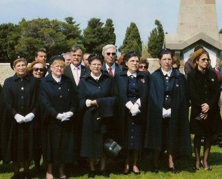 &Omicron; &Epsilon;&rho;&upsilon;&theta;&rho;ό&sigmaf; &Sigma;&tau;&alpha;&upsilon;&rho;ό&sigmaf; &Lambda;ή&mu;&nu;&omicron;&upsilon; &pi;&rho;&omicron;&sigma;&kappa;&alpha;&lambda;&epsilon;ί...