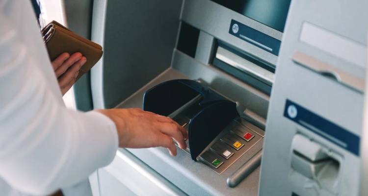 &laquo;&Mu;&epsilon;&gamma;ά&lambda;&omicron;&sigmaf; &alpha;&delta;&epsilon;&lambda;&phi;ό&sigmaf;&raquo; &sigma;&tau;&alpha; &epsilon;&pi;&iota;&delta;ό&mu;&alpha;&tau;&alpha; &beta;ά&zeta;&epsilon;&iota; &tau;έ&lambda;&omicron;&sigmaf; &sigma;&epsilon; &laquo;&mu;&alpha;ϊ&mu;&omicron;ύ&raquo; &delta;&iota;&kappa;&alpha;&iota;&omicron;ύ&chi;&omicron;&upsilon;&sigmaf; &kappa;&alpha;&iota; &delta;&iota;&pi;&lambda;&omicron;&pi;&lambda;&eta;&rho;&omega;&mu;έ&sigmaf;
