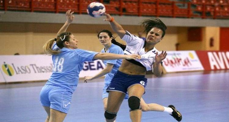 &Sigma;&tau;&eta; &Lambda;ή&mu;&nu;&omicron; &tau;&eta;&nu; &Kappa;&upsilon;&rho;&iota;&alpha;&kappa;ή &tau;&omicron;&upsilon; &Pi;ά&sigma;&chi;&alpha; &eta; &Epsilon;&theta;&nu;&iota;&kappa;ή &Epsilon;&lambda;&lambda;ά&delta;&omicron;&sigmaf;