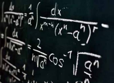 Το χρέος και τα μαθηματικά του Χότζα