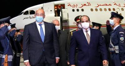 &Tau;&iota; &sigma;&eta;&mu;&alpha;&tau;&omicron;&delta;&omicron;&tau;&epsilon;ί &eta; &epsilon;&pi;ί&sigma;&kappa;&epsilon;&psi;&eta; &tau;&omicron;&upsilon; &pi;&rho;&omicron;έ&delta;&rho;&omicron;&upsilon; &tau;&eta;&sigmaf; &Alpha;&iota;&gamma;ύ&pi;&tau;&omicron;&upsilon; &sigma;&tau;&eta;&nu; &Alpha;&theta;ή&nu;&alpha;