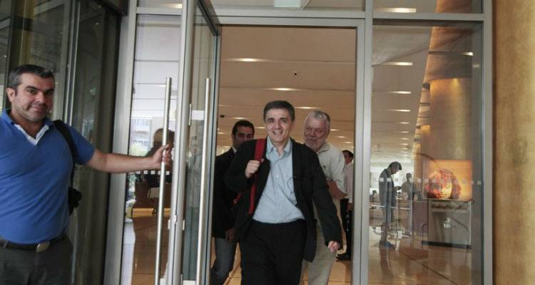 &Sigma;&tau;&eta;&nu; &Alpha;&theta;ή&nu;&alpha; &tau;&alpha; &tau;&epsilon;&chi;&nu;&iota;&kappa;ά &kappa;&lambda;&iota;&mu;ά&kappa;&iota;&alpha;: &Omicron; &kappa;&alpha;&tau;ά&lambda;&omicron;&gamma;&omicron;&sigmaf; &gamma;&iota;&alpha; &nu;&alpha; &laquo;&xi;&epsilon;&mu;&pi;&lambda;&omicron;&kappa;ά&rho;&epsilon;&iota;&raquo; &eta; &delta;ό&sigma;&eta; &tau;&omega;&nu; 800 &epsilon;&kappa;&alpha;&tau;. &epsilon;&upsilon;&rho;ώ