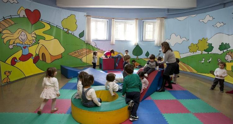 &Xi;&epsilon;&kappa;ί&nu;&eta;&sigma;&alpha;&nu; &omicron;&iota; &epsilon;&gamma;&gamma;&rho;&alpha;&phi;έ&sigmaf; &sigma;&tau;&omicron;&upsilon;&sigmaf; &Delta;&eta;&mu;&omicron;&tau;&iota;&kappa;&omicron;ύ&sigmaf; &Pi;&alpha;&iota;&delta;&iota;&kappa;&omicron;ύ&sigmaf; &Sigma;&tau;&alpha;&theta;&mu;&omicron;ύ&sigmaf; &tau;&eta;&sigmaf; &Lambda;ή&mu;&nu;&omicron;&upsilon;
