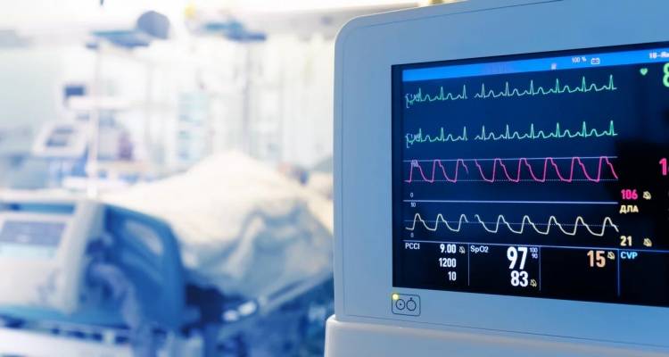 &Kappa;&rho;ή&tau;&eta;: 16&chi;&rho;&omicron;&nu;&eta; &nu;&omicron;&sigma;&eta;&lambda;&epsilon;ύ&epsilon;&tau;&alpha;&iota; &delta;&iota;&alpha;&sigma;&omega;&lambda;&eta;&nu;&omega;&mu;έ&nu;&eta; &sigma;&tau;&eta; &Mu;&Epsilon;&Theta; -&Tau;&rho;&alpha;&upsilon;&mu;&alpha;&tau;ί&sigma;&tau;&eta;&kappa;&epsilon; &sigma;&epsilon; &tau;&rho;&omicron;&chi;&alpha;ί&omicron; &mu;&epsilon; &mu;&eta;&chi;&alpha;&nu;ή &pi;&omicron;&upsilon; &omicron;&delta;&eta;&gamma;&omicron;ύ&sigma;&epsilon; 17&chi;&rho;&omicron;&nu;&omicron;&sigmaf;