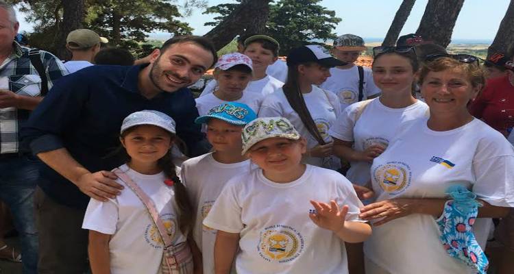 &Kappa;&alpha;&iota; &tau;&omicron; protothema.gr &sigma;&tau;&eta; &Lambda;ή&mu;&nu;&omicron; &gamma;&iota;&alpha; &tau;&alpha; &pi;&alpha;&iota;&delta;&iota;ά &alpha;&pi;ό &tau;&eta;&nu; &Omicron;&upsilon;&kappa;&rho;&alpha;&nu;ί&alpha; &pi;&omicron;&upsilon; &phi;&iota;&lambda;&omicron;&xi;&epsilon;&nu;&omicron;ύ&nu;&tau;&alpha;&iota; &sigma;&tau;&omicron; &nu;&eta;&sigma;ί (photos)