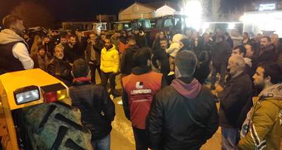 limnos-kleisimo-tou-dromou-proanaggeloun-oi-agrotes-simera-meta-tis-9-to-vrady-zitoyn-ti-symparastasi-ton-politon