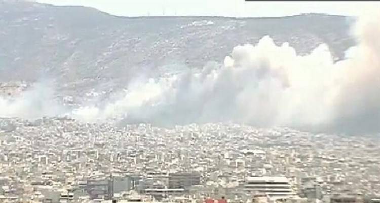 &Tau;ώ&rho;&alpha;: &Mu;&epsilon;&gamma;ά&lambda;&eta; &phi;&omega;&tau;&iota;ά &sigma;&tau;&omicron;&nu; &Upsilon;&mu;&eta;&tau;&tau;ό | &Mu;&epsilon; &kappa;&alpha;&pi;&nu;ό &kappa;&alpha;&lambda;ύ&phi;&theta;&eta;&kappa;&epsilon; &eta; &mu;&iota;&sigma;ή &Alpha;&theta;ή&nu;&alpha; (photos)