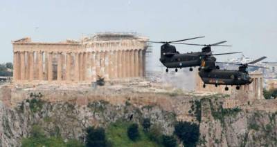 Handelsblatt: &Gamma;&iota;&alpha;&tau;ί &eta; &Epsilon;&lambda;&lambda;ά&delta;&alpha; &delta;&epsilon;&nu; &mu;&pi;&omicron;&rho;&epsilon;ί &nu;&alpha; &kappa;&epsilon;&rho;&delta;ί&sigma;&epsilon;&iota; &tau;&omicron;&nu; &laquo;&epsilon;&xi;&omicron;&pi;&lambda;&iota;&sigma;&tau;&iota;&kappa;ό &alpha;&nu;&tau;&alpha;&gamma;&omega;&nu;&iota;&sigma;&mu;ό&raquo; &mu;&epsilon; &tau;&eta;&nu; &Tau;&omicron;&upsilon;&rho;&kappa;ί&alpha;