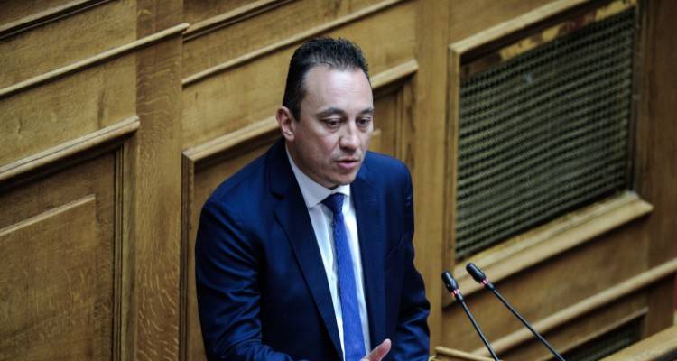 Ορκίζεται ο νέος υφυπουργός Εξωτερικών Κωνσταντίνος Βλάσης