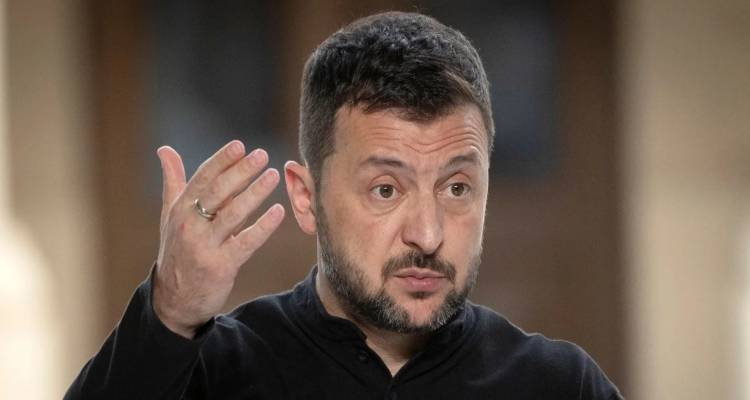 &Zeta;&epsilon;&lambda;έ&nu;&sigma;&kappa;&iota;: &Epsilon;ί&chi;&alpha; &mu;&iota;&alpha; &laquo;&epsilon;&xi;&alpha;&iota;&rho;&epsilon;&tau;&iota;&kappa;ή&raquo; &tau;&eta;&lambda;&epsilon;&phi;&omega;&nu;&iota;&kappa;ή &sigma;&upsilon;&nu;&delta;&iota;ά&lambda;&epsilon;&xi;&eta; &mu;&epsilon; &tau;&omicron;&nu; &epsilon;&kappa;&lambda;&epsilon;&gamma;&mu;έ&nu;&omicron; &pi;&rho;ό&epsilon;&delta;&rho;&omicron; &Tau;&rho;&alpha;&mu;&pi;