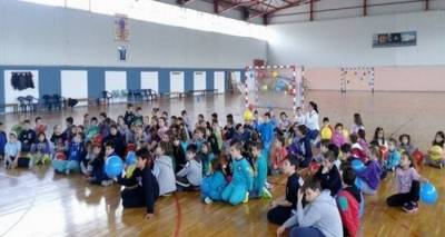 &Eta; &Omicron;&rho;&gamma;&alpha;&nu;&omega;&tau;&iota;&kappa;ή &Epsilon;&pi;&iota;&tau;&rho;&omicron;&pi;ή &tau;&omicron;&upsilon; &Nu;&upsilon;&chi;&tau;&epsilon;&rho;&iota;&nu;&omicron;ύ &Gamma;ύ&rho;&omicron;&upsilon; &tau;&eta;&sigmaf; &Mu;ύ&rho;&iota;&nu;&alpha;&sigmaf; &sigma;&upsilon;&gamma;&chi;&alpha;ί&rho;&epsilon;&iota; &kappa;&alpha;&iota; &epsilon;&upsilon;&chi;&alpha;&rho;&iota;&sigma;&tau;&epsilon;ί