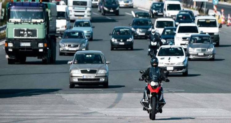 &Tau;έ&lambda;&eta; &kappa;&upsilon;&kappa;&lambda;&omicron;&phi;&omicron;&rho;ί&alpha;&sigmaf;: Έ&omega;&sigmaf; &tau;&eta;&nu; &Pi;&alpha;&rho;&alpha;&sigma;&kappa;&epsilon;&upsilon;ή &eta; &pi;&rho;&omicron;&theta;&epsilon;&sigma;&mu;ί&alpha; &alpha;&lambda;&lambda;&iota;ώ&sigmaf; &delta;&iota;&pi;&lambda;&alpha;&sigma;&iota;ά&zeta;&epsilon;&tau;&alpha;&iota; &tau;&omicron; &kappa;ό&sigma;&tau;&omicron;&sigmaf;