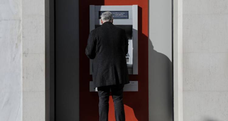 Επίδομα 800 ευρώ: Σήμερα η πρώτη φάση καταβολής στους εργαζόμενους