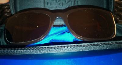 &Beta;&rho;έ&theta;&eta;&kappa;&epsilon; &zeta;&epsilon;&upsilon;&gamma;ά&rho;&iota; &gamma;&upsilon;&alpha;&lambda;&iota;ώ&nu;