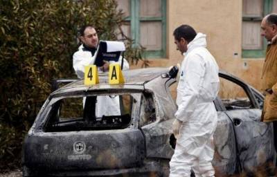 &Sigma;&omicron;&kappa; &sigma;&tau;&eta;&nu; &Iota;&tau;&alpha;&lambda;ί&alpha;: &Mu;&alpha;&phi;&iota;ό&zeta;&iota;&kappa;&eta; &epsilon;&kappa;&tau;έ&lambda;&epsilon;&sigma;&eta; &mu;&epsilon; &nu;&epsilon;&kappa;&rho;ό &tau;&rho;ί&chi;&rho;&omicron;&nu;&omicron; &alpha;&gamma;&omicron;&rho;ά&kappa;&iota;