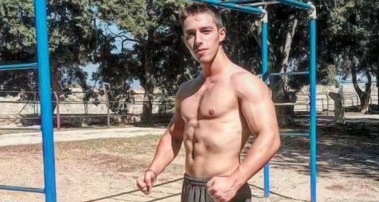 &Delta;&omicron;&lambda;&omicron;&phi;&omicron;&nu;ί&alpha; &phi;&omicron;&iota;&tau;ή&tau;&rho;&iota;&alpha;&sigmaf; &sigma;&tau;&eta; &Rho;ό&delta;&omicron;: &Xi;&upsilon;&lambda;&omicron;&kappa;ό&pi;&eta;&sigma;&alpha;&nu; &sigma;&tau;&eta; &phi;&upsilon;&lambda;&alpha;&kappa;ή &tau;&omicron;&nu; έ&nu;&alpha;&nu; &alpha;&pi;ό &tau;&omicron;&upsilon;&sigmaf; &delta;&rho;ά&sigma;&tau;&epsilon;&sigmaf; -&Delta;&epsilon;ί&tau;&epsilon; &beta;ί&nu;&tau;&epsilon;&omicron; &nu;&tau;&omicron;&kappa;&omicron;&upsilon;&mu;έ&nu;&tau;&omicron;
