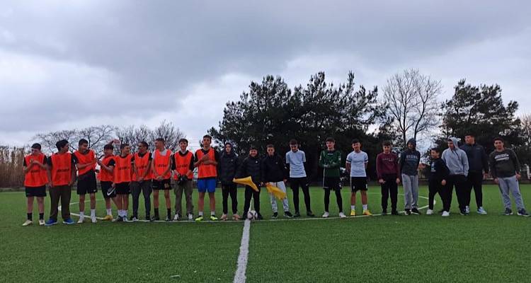 Ολοκληρώθηκαν οι ενδοσχολικοί αγώνες ποδοσφαίρου στο Γυμνάσιο Λιβαδοχωρίου (video)