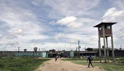 &Beta;&omicron;&lambda;&iota;&beta;ί&alpha;: 31 &nu;&epsilon;&kappa;&rho;&omicron;ί &alpha;&pi;ό &phi;&omega;&tau;&iota;ά &sigma;&epsilon; &phi;&upsilon;&lambda;&alpha;&kappa;ή &mu;&epsilon;&tau;ά &alpha;&pi;ό &sigma;&upsilon;&mu;&pi;&lambda;&omicron;&kappa;ή &kappa;&rho;&alpha;&tau;&omicron;&upsilon;&mu;έ&nu;&omega;&nu;