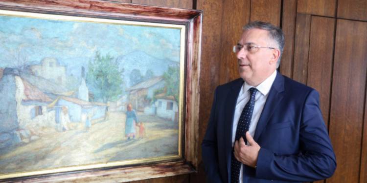 &Tau;&eta;&nu; &Pi;&alpha;&rho;&alpha;&sigma;&kappa;&epsilon;&upsilon;ή &kappa;&alpha;&tau;&alpha;&tau;ί&theta;&epsilon;&tau;&alpha;&iota; &tau;&omicron; &delta;&iota;&upsilon;&pi;&omicron;&upsilon;&rho;&gamma;&iota;&kappa;ό &nu;&omicron;&mu;&omicron;&sigma;&chi;έ&delta;&iota;&omicron; &gamma;&iota;&alpha; &tau;&omicron;&nu; &laquo;&Kappa;&lambda;&epsilon;&iota;&sigma;&theta;έ&nu;&eta;&raquo; | &Pi;&omicron;&iota;&epsilon;&sigmaf; &alpha;&lambda;&lambda;&alpha;&gamma;έ&sigmaf; &pi;&epsilon;&rho;&iota;&lambda;&alpha;&mu;&beta;ά&nu;&epsilon;&iota;