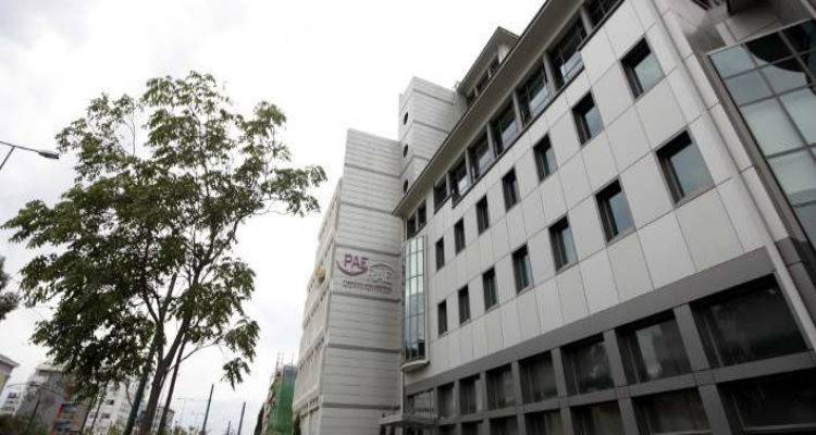 &Pi;&iota;&omicron; &alpha;&upsilon;&sigma;&tau;&eta;&rho;ό &pi;&lambda;&alpha;ί&sigma;&iota;&omicron; &gamma;&iota;&alpha; &tau;&iota;&sigmaf; &rho;&epsilon;&upsilon;&mu;&alpha;&tau;&omicron;&kappa;&lambda;&omicron;&pi;έ&sigmaf; &theta;&epsilon;&sigma;&pi;ί&zeta;&epsilon;&iota; &eta; &Rho;&Alpha;&Epsilon; | &Delta;&epsilon;&kappa;&alpha;&pi;&lambda;&alpha;&sigma;&iota;ά&sigma;&tau;&eta;&kappa;&alpha;&nu; &omicron;&iota; &mu;&eta;&nu;ύ&sigma;&epsilon;&iota;&sigmaf;