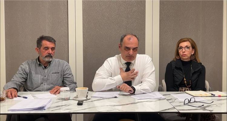 &laquo;&Iota;&sigma;&chi;&upsilon;&rho;ή &Lambda;ή&mu;&nu;&omicron;&sigmaf;&raquo;: &Upsilon;&pi;ό &tau;&eta;&nu; &pi;ί&epsilon;&sigma;&eta; &tau;&omega;&nu; &epsilon;&rho;&omega;&tau;&eta;&mu;ά&tau;&omega;&nu; &mu;&alpha;&sigmaf; &omicron;&iota; έ&kappa;&tau;&alpha;&kappa;&tau;&epsilon;&sigmaf; &epsilon;&nu;&iota;&sigma;&chi;ύ&sigma;&epsilon;&iota;&sigmaf; 122.000&euro; &gamma;&iota;&alpha; &tau;&omicron; &nu;&epsilon;&rho;ό