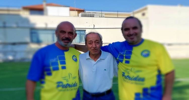 &Omicron; &Theta;&epsilon;ό&delta;&omega;&rho;&omicron;&sigmaf; &Mu;&pi;&alpha;&beta;έ&alpha;&sigmaf; &alpha;&pi;&omicron;&chi;&alpha;&iota;&rho;&epsilon;&tau;ά &tau;&omicron;&nu; &Gamma;&iota;ώ&rho;&gamma;&omicron; &Kappa;ό&rho;&alpha;&kappa;&alpha;