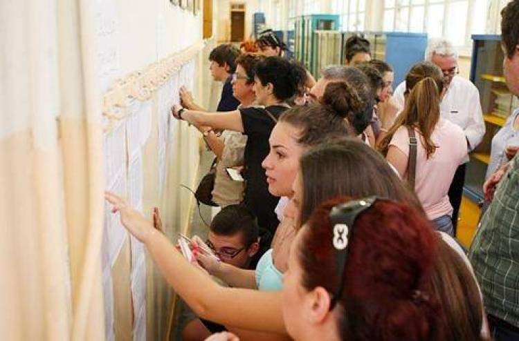 &Alpha;&pi;ό &sigma;ή&mu;&epsilon;&rho;&alpha; &eta; &eta;&lambda;&epsilon;&kappa;&tau;&rho;&omicron;&nu;&iota;&kappa;ή &upsilon;&pi;&omicron;&beta;&omicron;&lambda;ή &tau;&omega;&nu; &mu;&eta;&chi;&alpha;&nu;&omicron;&gamma;&rho;&alpha;&phi;&iota;&kappa;ώ&nu;