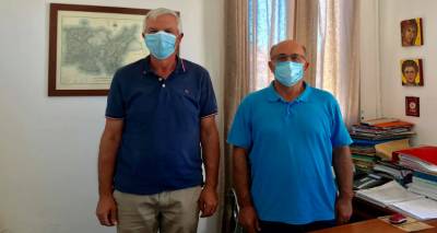 &Mu;&epsilon; &tau;&omicron;&nu; &Gamma;&iota;ά&nu;&nu;&eta; &Pi;&omicron;&nu;&tau;ί&kappa;&alpha; &sigma;&upsilon;&nu;&alpha;&nu;&tau;ή&theta;&eta;&kappa;&epsilon; &omicron; &Pi;&alpha;&lambda;&alpha;&iota;&omicron;&lambda;ό&gamma;&omicron;&sigmaf; &Kappa;&upsilon;&rho;&iota;&alpha;&zeta;ή&sigmaf;