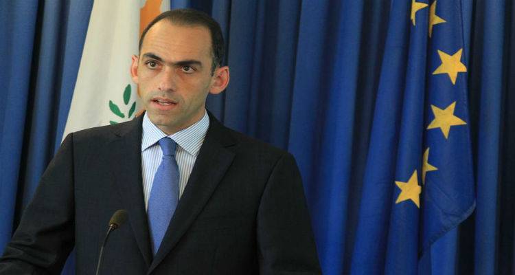 Έ&xi;&omicron;&delta;&omicron; &sigma;&tau;&iota;&sigmaf; &alpha;&gamma;&omicron;&rho;έ&sigmaf; &sigma;&chi;&epsilon;&delta;&iota;ά&zeta;&epsilon;&iota; &eta; &Kappa;ύ&pi;&rho;&omicron;&sigmaf;
