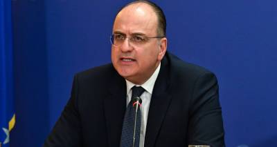 &Pi;&alpha;&rho;&alpha;&iota;&tau;ή&theta;&eta;&kappa;&epsilon; &omicron; &Mu;&alpha;&kappa;ά&rho;&iota;&omicron;&sigmaf; &Lambda;&alpha;&zeta;&alpha;&rho;ί&delta;&eta;&sigmaf;