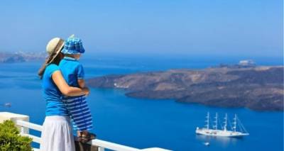 &Tau;&omicron;&upsilon;&rho;&iota;&sigma;&mu;ό&sigmaf; &gamma;&iota;&alpha; ό&lambda;&omicron;&upsilon;&sigmaf;: &Sigma;ή&mu;&epsilon;&rho;&alpha; &tau;&alpha; &alpha;&pi;&omicron;&tau;&epsilon;&lambda;έ&sigma;&mu;&alpha;&tau;&alpha; &mu;&epsilon; &tau;&omicron;&upsilon;&sigmaf; &tau;&epsilon;&lambda;&iota;&kappa;&omicron;ύ&sigmaf; &delta;&iota;&kappa;&alpha;&iota;&omicron;ύ&chi;&omicron;&upsilon;&sigmaf;