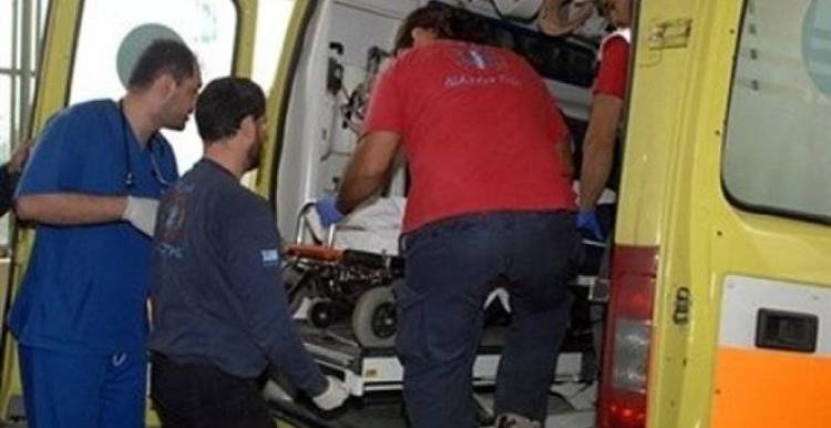 Παρέσυρε την εν διαστάσει σύζυγό του με φορτηγό για να πάρει το παιδί τους