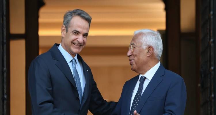 Στο Μαξίμου οι διευρυμένες συνομιλίες Μητσοτάκη με Αντόνιο Κόστα