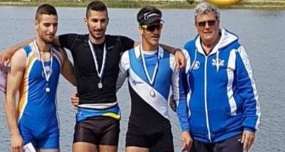 &Pi;&rho;ώ&tau;&omicron;&sigmaf; &omicron; &Nu;&tau;&iota;&nu;&epsilon;&nu;ή&sigmaf; &sigma;&tau;&omicron; &sigma;&chi;&omicron;&lambda;&iota;&kappa;ό &pi;&rho;&omega;&tau;ά&theta;&lambda;&eta;&mu;&alpha; &kappa;&omega;&pi;&eta;&lambda;&alpha;&sigma;ί&alpha;&sigmaf; | &Sigma;&tau;&omicron; &pi;&rho;&omicron;&pi;&omicron;&nu;&eta;&tau;&iota;&kappa;ό &kappa;&omicron;&iota;&nu;ό&beta;&iota;&omicron; &tau;&eta;&sigmaf; &Epsilon;&theta;&nu;&iota;&kappa;ή&sigmaf; &mu;&alpha;&zeta;ί &mu;&epsilon; &Mu;&alpha;&gamma;&delta;&alpha;&nu;ή (photo)