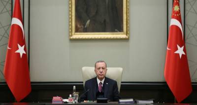 &Phi;&omega;&tau;&omicron;&gamma;&rho;&alpha;&phi;ί&alpha;: Handout via REUTERS