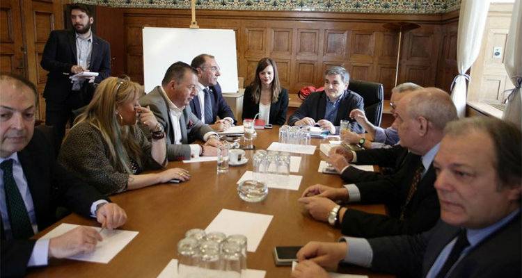 &Tau;&sigma;&alpha;&kappa;&alpha;&lambda;ώ&tau;&omicron;&sigmaf;-&Alpha;&chi;&tau;&sigma;&iota;ό&gamma;&lambda;&omicron;&upsilon;: &Kappa;ά&tau;&omega; &alpha;&pi;ό &tau;&iota;&sigmaf; &euro;6.000 &tau;&omicron; &alpha;&phi;&omicron;&rho;&omicron;&lambda;ό&gamma;&eta;&tau;&omicron;, &kappa;&omicron;ύ&rho;&epsilon;&mu;&alpha; &sigma;&upsilon;&nu;&tau;ά&xi;&epsilon;&omega;&nu; &gamma;&iota;&alpha; 900.000 Έ&lambda;&lambda;&eta;&nu;&epsilon;&sigmaf;!
