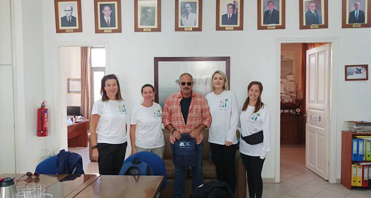 Λήμνος: Το λιμάνι και παραλίες του νησιού καθαρίστηκαν στο πλαίσιο του Plastic Free Greece.