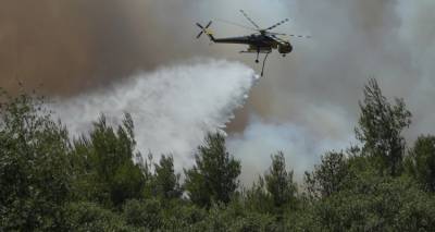 &Pi;έ&rho;&alpha;&sigma;&alpha;&nu; &sigma;&tau;&omicron;&nu; &omicron;&iota;&kappa;&iota;&sigma;&mu;ό &tau;&eta;&sigmaf; &Alpha;&gamma;ί&alpha;&sigmaf; &Sigma;&kappa;έ&pi;&eta;&sigmaf; &omicron;&iota; &phi;&lambda;ό&gamma;&epsilon;&sigmaf; -&Sigma;&upsilon;&nu;&epsilon;&chi;ί&zeta;&epsilon;&tau;&alpha;&iota; &eta; &mu;ά&chi;&eta; &sigma;&tau;&alpha; &pi;ύ&rho;&iota;&nu;&alpha; &mu;έ&tau;&omega;&pi;&alpha; &tau;&eta;&sigmaf; &Delta;&upsilon;&tau;&iota;&kappa;ή&sigmaf; &Alpha;&tau;&tau;&iota;&kappa;ή&sigmaf;