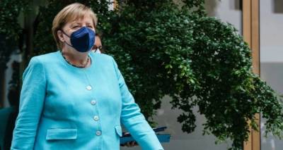 &Gamma;&epsilon;&rho;&mu;&alpha;&nu;&iota;&kappa;έ&sigmaf; &epsilon;&kappa;&lambda;&omicron;&gamma;έ&sigmaf;: &Psi;&eta;&phi;ί&zeta;&omicron;&upsilon;&nu; &omicron;&iota; &Gamma;&epsilon;&rho;&mu;&alpha;&nu;&omicron;ί &gamma;&iota;&alpha; &tau;&eta; &mu;&epsilon;&tau;ά &Mu;έ&rho;&kappa;&epsilon;&lambda; &epsilon;&pi;&omicron;&chi;ή &ndash; Ό&lambda;&alpha; &tau;&alpha; &pi;&rho;&omicron;&gamma;&nu;&omega;&sigma;&tau;&iota;&kappa;ά
