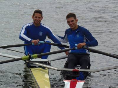 &Mu;&epsilon; &chi;&rho;ή&mu;&alpha;&tau;&alpha; &tau;&eta;&sigmaf; &omicron;&mu;&omicron;&gamma;έ&nu;&epsilon;&iota;&alpha;&sigmaf; &sigma;&tau;&omicron; &Sigma;ί&delta;&nu;&epsilon;ϊ &omicron; &Mu;&alpha;&gamma;&delta;&alpha;&nu;ή&sigmaf; &mu;&epsilon; &tau;&eta;&nu; &Epsilon;&theta;&nu;&iota;&kappa;ή