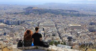 &Tau;έ&lambda;&omicron;&sigmaf; &alpha;&pi;ό &alpha;ύ&rho;&iota;&omicron; &tau;&omicron; lockdown | &Tau;&iota; &alpha;&lambda;&lambda;ά&zeta;&epsilon;&iota; &sigma;&tau;&eta; &zeta;&omega;ή &mu;&alpha;&sigmaf; &mu;&epsilon;&tau;ά &alpha;&pi;ό 6 &mu;ή&nu;&epsilon;&sigmaf;, &tau;&alpha; &epsilon;&pi;ό&mu;&epsilon;&nu;&alpha; &mu;&epsilon;&gamma;ά&lambda;&alpha; &alpha;&nu;&omicron;ί&gamma;&mu;&alpha;&tau;&alpha;