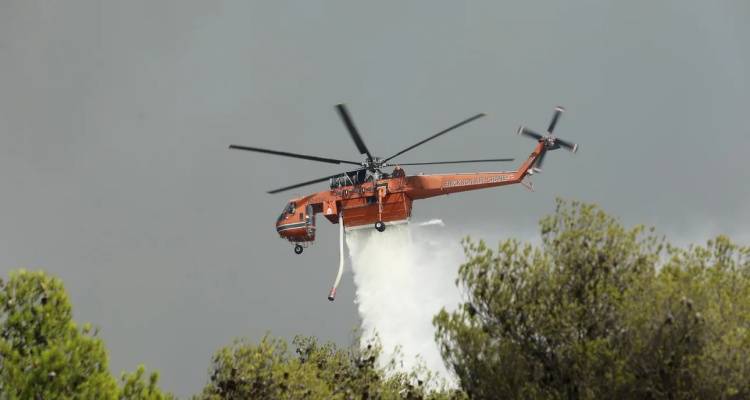 Οι τελευταίες εξελίξεις από τα πύρινα μέτωπα σε Κύθηρα, Εύβοια, Μεσσηνία και Χανιά | Χωρίς ενεργό μέτωπο στην Δροσοπηγή