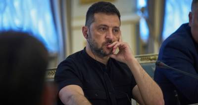 &Rho;&omega;&sigma;ί&alpha; &kappa;&alpha;&tau;ά &Zeta;&epsilon;&lambda;έ&nu;&sigma;&kappa;&iota; &mu;&epsilon;&tau;ά &tau;&omicron;&nu; &beta;&omicron;&mu;&beta;&alpha;&rho;&delta;&iota;&sigma;&mu;ό &sigma;&tau;&omicron; &Kappa;ί&epsilon;&beta;&omicron;: &laquo;&Theta;έ&lambda;&epsilon;&iota; &nu;&alpha; &delta;&epsilon;ί&xi;&epsilon;&iota; &sigma;&tau;&omicron;&upsilon;&sigmaf; &Epsilon;&upsilon;&rho;&omega;&pi;&alpha;ί&omicron;&upsilon;&sigmaf; "&kappa;&omicron;&upsilon;&beta;&alpha;&lambda;&eta;&tau;έ&sigmaf;" ό&tau;&iota; &epsilon;ί&nu;&alpha;&iota; &gamma;&epsilon;&nu;&nu;&alpha;ί&omicron;&sigmaf; &sigma;&tau;&rho;&alpha;&tau;&iota;ώ&tau;&eta;&sigmaf;&raquo;