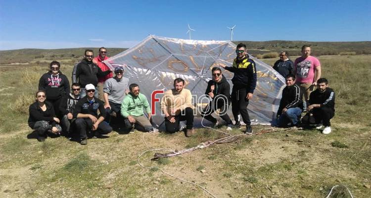 Λήμνος: Πέταξαν χαρταετό 5 μέτρων! (photos &amp; video)