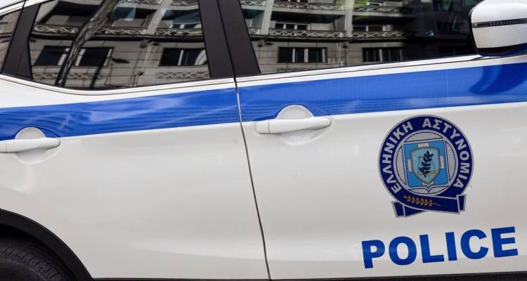 &Sigma;&upsilon;&nu;&epsilon;&lambda;ή&phi;&theta;&eta; 52&chi;&rho;&omicron;&nu;&eta; &sigma;&tau;&eta; &Mu;&upsilon;&tau;&iota;&lambda;ή&nu;&eta; | &Sigma;&kappa;&eta;&nu;&omicron;&theta;έ&tau;&eta;&sigma;&epsilon; &lambda;&eta;&sigma;&tau;&epsilon;ί&alpha; &gamma;&iota;&alpha; &nu;&alpha; &kappa;&rho;ύ&psi;&epsilon;&iota; &alpha;&pi;ό &tau;&eta;&nu; &omicron;&iota;&kappa;&omicron;&gamma;έ&nu;&epsilon;&iota;ά &tau;&eta;&sigmaf; ό&tau;&iota; &xi;ό&delta;&epsilon;&psi;&epsilon; 4.300 &epsilon;&upsilon;&rho;ώ
