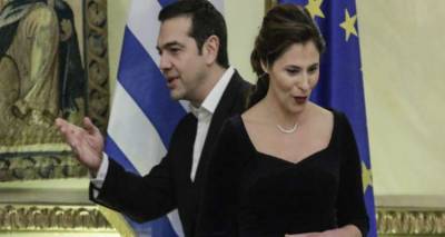 &Eta; &Pi;&epsilon;&rho;&iota;&sigma;&tau;έ&rho;&alpha; &Mu;&pi;&alpha;&zeta;&iota;ά&nu;&alpha; &alpha;&pi;ό &delta;&iota;&omicron;&iota;&kappa;&eta;&tau;&iota;&kappa;ή &upsilon;&pi;ά&lambda;&lambda;&eta;&lambda;&omicron;&sigmaf; έ&gamma;&iota;&nu;&epsilon; &kappa;&alpha;&theta;&eta;&gamma;ή&tau;&rho;&iota;&alpha; &sigma;&tau;&omicron; &Pi;&omicron;&lambda;&upsilon;&tau;&epsilon;&chi;&nu;&epsilon;ί&omicron; -&Mu;. &Delta;&epsilon;&upsilon;&tau;έ&rho;&alpha;, &mu;&epsilon; &Phi;&Epsilon;&Kappa; [έ&gamma;&gamma;&rho;&alpha;&phi;&omicron;]